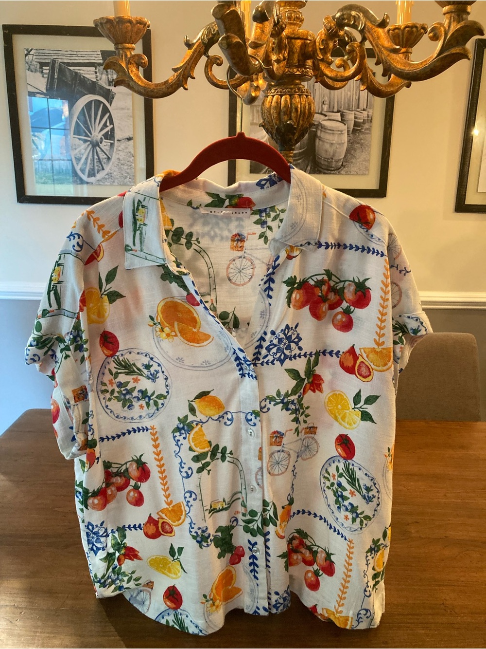 Jane and Delancey Women's Short-Sleeve Fruit & Plate Print Button-Up - White